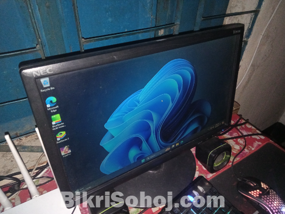 NEC V191W monitor